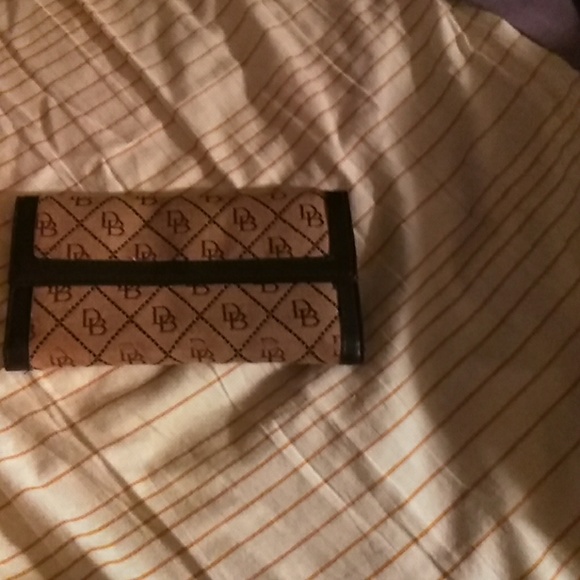 Wallet - Picture 2 of 3